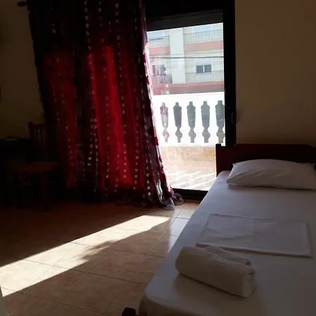 Primavera Hotel