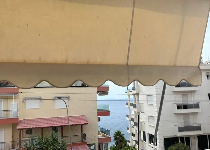 Alexander 3* Sarandë