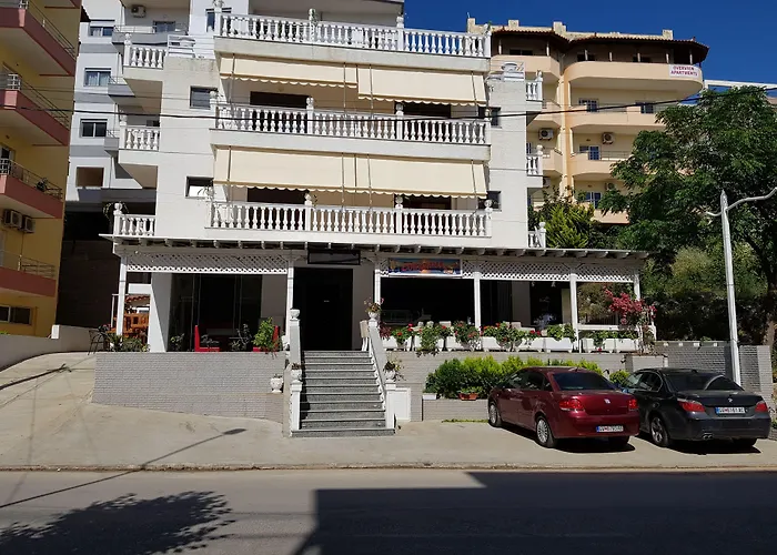 Alexander 3* Sarandë