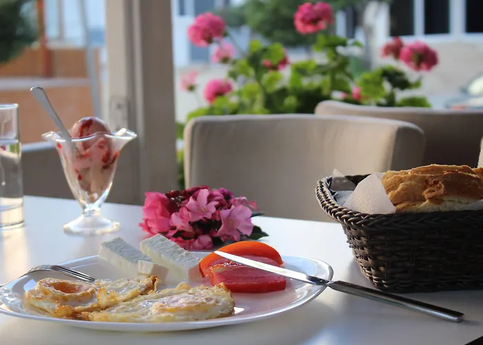 Alexander 3* Sarandë