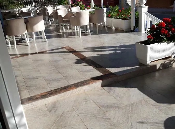 Alexander Hotel Sarandë