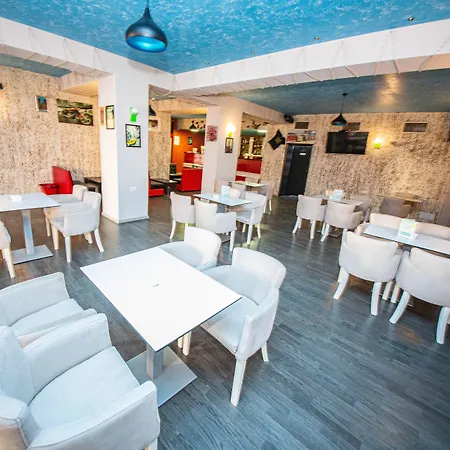 酒店 Alexander Sarandë