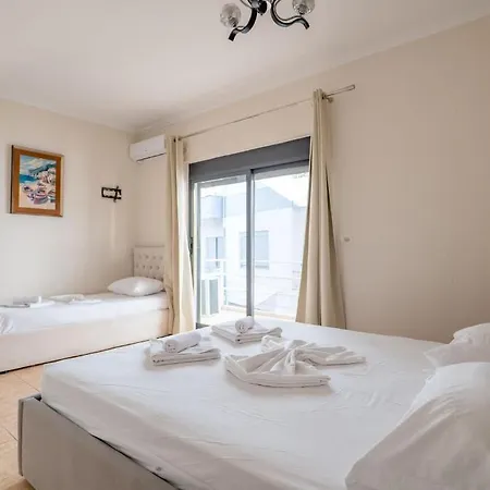 View Sarande Hotel 3*